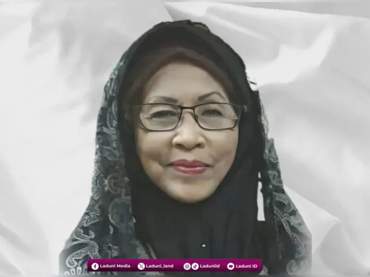 Biografi Nyai Hj. Rofiqoh Dharto Wahab, Pencetus Musik Qasidah Generasi Pertama