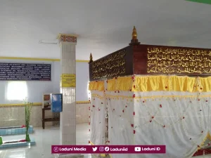 Biografi KH. Abu Dzarrin, Seorang Santri Menjadi Pengasuh Pesantren Sidogiri