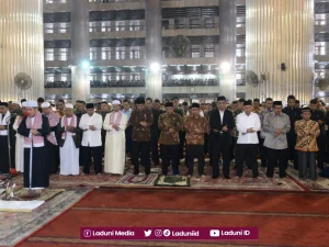 Khutbah Jumat: Pentingnya Menjaga Istiqomah Ibadah Shalat Jumat