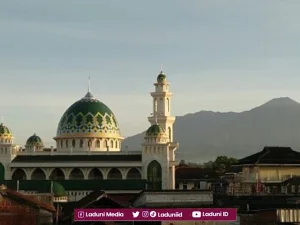 Ziarah di Makam Habib Syekh bin Salim Al-Attas, Pendakwah Islam di Sukabumi