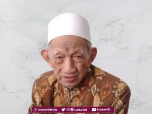 Biografi KH. Sholeh Qosim, Pengasuh Pondok Pesantren Ismailiyah Sidoarjo