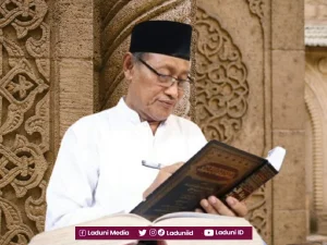 Biografi KH. Shodiq Hamzah, Pendiri Pesantren Asshodiqiyyah Semarang
