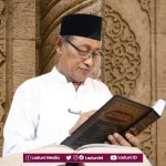 Biografi KH. Shodiq Hamzah, Pendiri Pesantren Asshodiqiyyah Semarang
