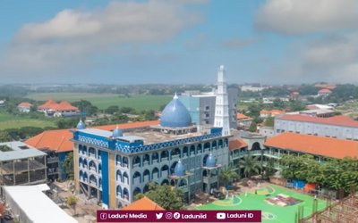 Ziarah di Makam Habib Hasan Bin Ahmad Baharun, Muasis Pesantren Dalwa Pasuruan