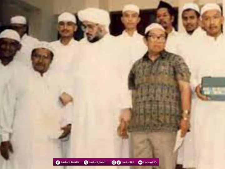 Ketika Kang Said dan Gus Dur “Hunting” Wali Allah di Tanah Haram