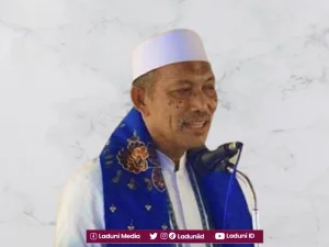 Biografi Drs. KH. Jazuli Nur, Lc, Pendiri Pesantren Nurul Amanah Bangkalan