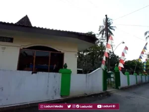 Ziarah di Makam KH. Raden Zainuddin Syafi’i, Mursyid Thariqah Sathoriyah Purworejo