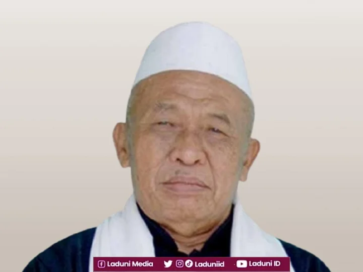 Biografi KH. Maulana Imam Syuhadak, Pendiri Pesantren Wali Songo Lampung Tengah