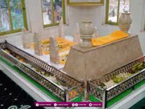 Ziarah di Makam Syekh Muhammad Kasyful Anwar Martapura