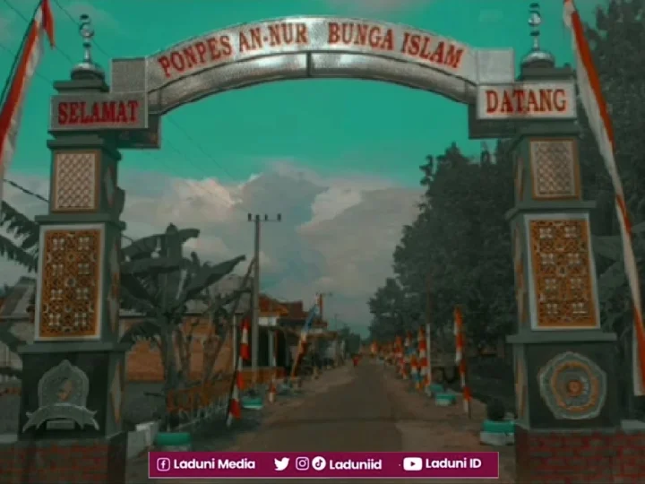Ziarah di Makam KH. Moch. Djamhari Ghozali Anwar, Muasis Pesantren An Nuur Ponorogo