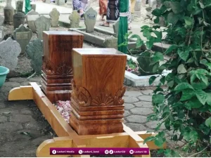 Ziarah di Makam KH. Muchsin Yunus, Pendiri Pesantren Azzahro' Kendal
