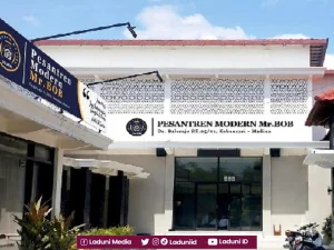 Pesantren Modern Mr. Bob Madiun
