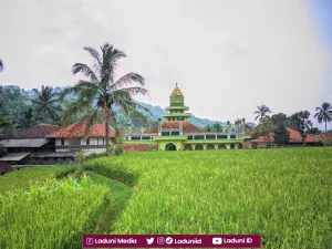 Ziarah KH. Muhammad Ilyas (Mama Cibitung), Muasis Pesantren Sukamanah Cibitung