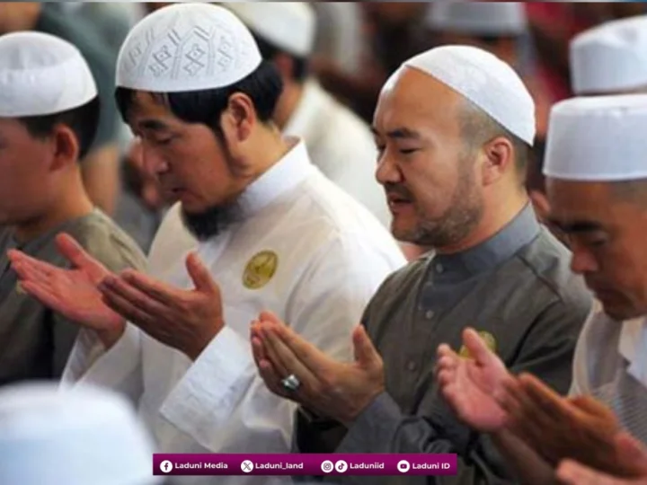 Manfaat dan Makna yang Terkandung di Dalam Doa Qunut