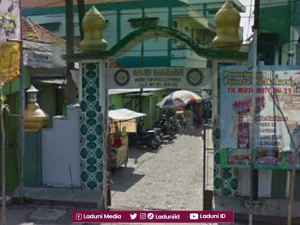 Ziarah di Makam Raden Ali, Pendakwah Islam di Sidoarjo