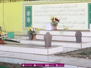 Ziarah di Makam KH. Achmad Damanhuri Ya’qub, Pendiri Pesantren Darussalam Subah, Batang
