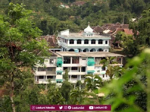 Pesantren ‘Umdatul Falah, Poncol Magetan