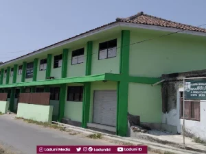 Ziarah di Makam KH. Mustahdi Hasbullah, Pengasuh Pesantren Tahsinul Akhlaq Cirebon