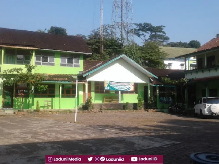 Pesantren Mahirul Hikam Assalafi Susukan, Kab. Semarang