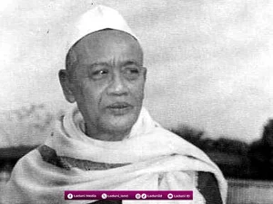 ترجمة الكياهي (الشيخ) الحاج علي معصوم كرايباك جوكجاكرتا