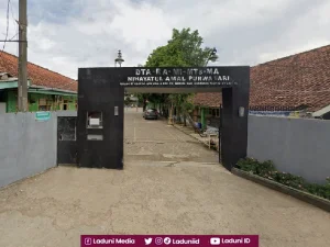 Pesantren Nihayatul Amal Purwasari, Karawang