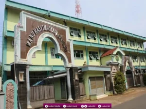 Ziarah di Makam KH. Mc. Amin Sholeh, Pendiri Pesantren Hasyim Asy'ari Jepara