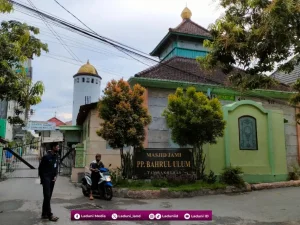 Menepis Pandangan Negatif terhadap Eksistensi Pondok Pesantren