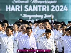 Urgensi dan Makna Peringatan Hari Santri Nasional: Menyambung Juang Merengkuh Masa Depan