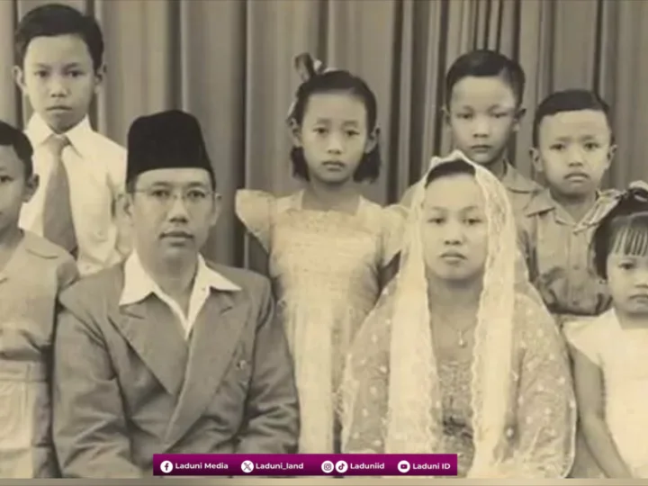 Kisah Nyai Hj. Solichah A. Wahid Hasyim (4): Ibu Bentuk Kepribadian Anak melalui Buku dan Silaturahmi, Kesan Aisyah Hamid Baidlowi