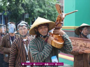 Desa Milangkori: Sebuah Refleksi Perjalanan Makna di Tengah Gemuruh Modernisasi