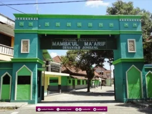 Ziarah di Makam KH. Moechamad Sochib Bisri