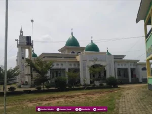 Ziarah Makam KH. Muhammad Najmi Qadir, Pengasuh Pesantren As'ad Jambi