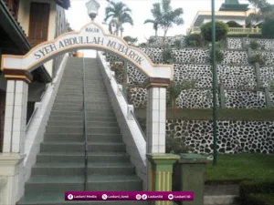 Ziarah Makam KH. Abdullah Mubarok Tasik, Pendiri Pesantren Suryalaya Tasikmalaya