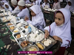 Keutamaan Memberi Makan dan Menebarkan Salam dalam Islam