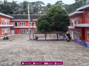 Pesantren Daar El Ulum Pandeglang