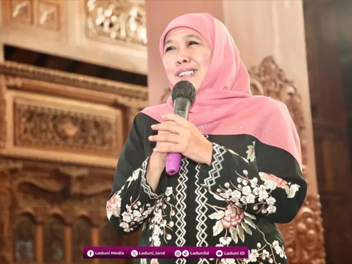 Biografi Khofifah Indar Parawansa, Ketua Umum Muslimat NU