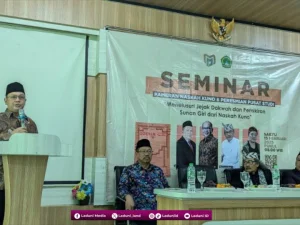 Menelusuri Jejak Sunan Giri: Seminar dan Peresmian Pusat Studi Manuskrip di UNISLA