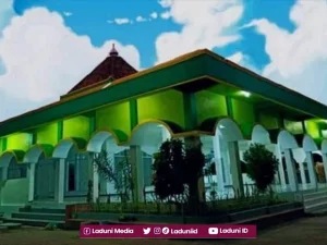 Ziarah di Makam KH. Moh. Djamaluddin Ahmad, Pendiri Pesantren Bumi Damai Al-Huhibbin