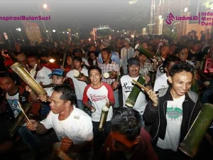Refleksi Tradisi Membangunkan Sahur: Harmoni Budaya dan Keutamaan Religius dalam Ramadhan
