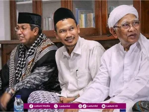 Wejangan Gus Baha Soal Tata Krama Bertamu
