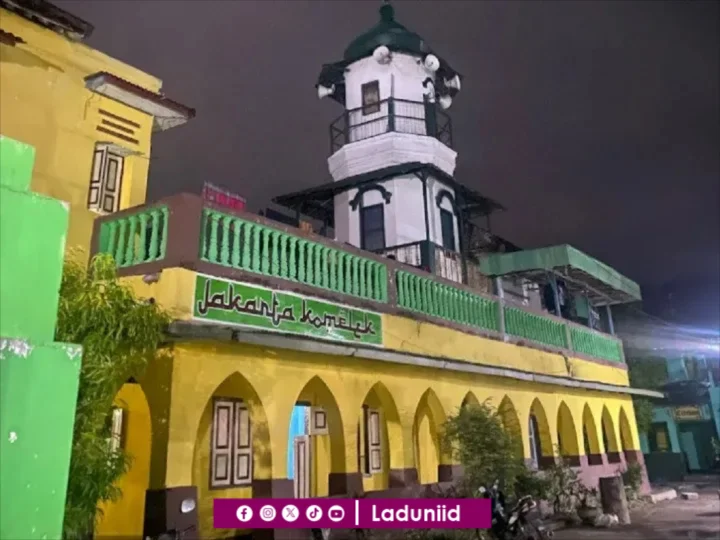Ziarah di Makam KH. Zainuddin Mojosari, Sang Wali Mastur dari Nganjuk