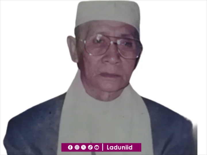 Biografi KH. Bustani Qadri, Pengasuh Pesantren An-Nur Indragiri Hilir