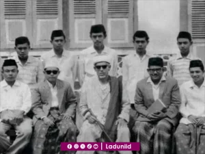 Syair-Syair Habib Idrus bin Salim Al-Jufri (Guru Tua) saat Menyambut Proklamasi Kemerdekaan RI