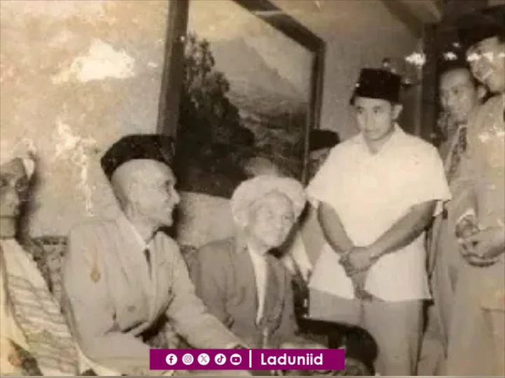 Mengapa Soekarno Memilih 17 Agustus 1945?