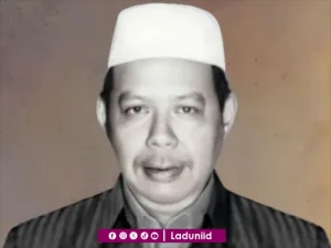 Biografi KH. Salim Suyuthi, Pengasuh Pesantren Raudlatul Ulum Pati