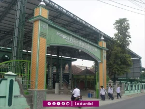 Pesantren Babussalam Jombang
