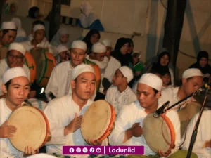 Hadrah sebagai Kesenian Islam yang Menggemakan Shalawat dan Nasihat