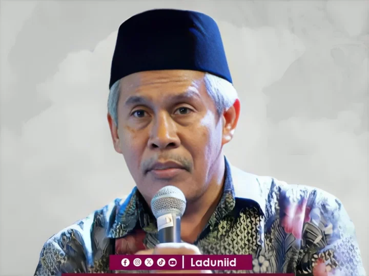 Biografi KH. Marzuqi Mustamar