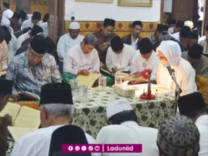 Pengejawantahan Adab Seorang Santri