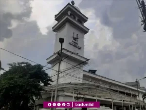 Ziarah Makam Habib Ali Kwitang